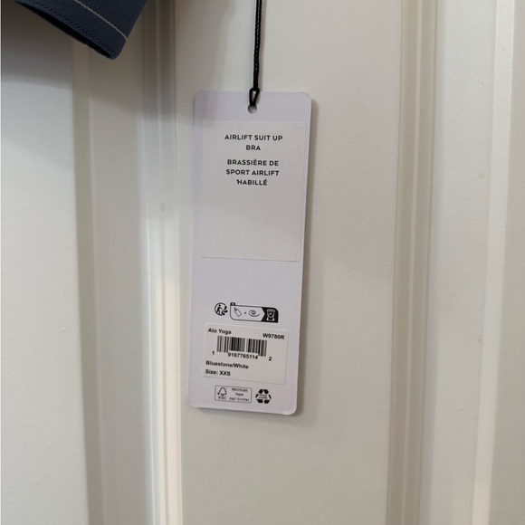 NWT ALO Yoga Airlift Suit Up Bra size XXSmall in Bluestone/White - Picture 6 of 6